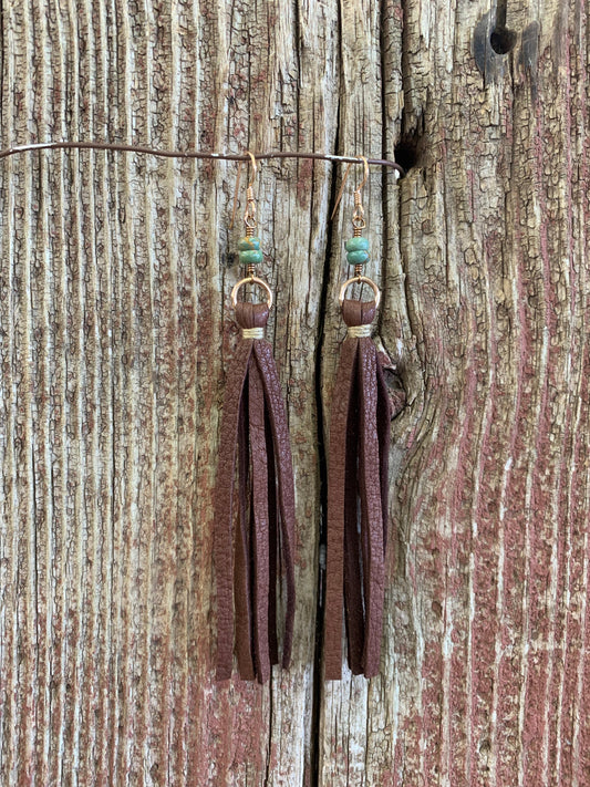 13881 Leather Tassel w/Stone Earring