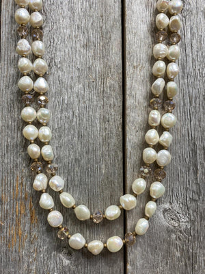 17372 2std Freshwater Pearl and Austrian Crystal Necklace 17372 2std Freshwater Pearl and Austrian Crystal Necklace