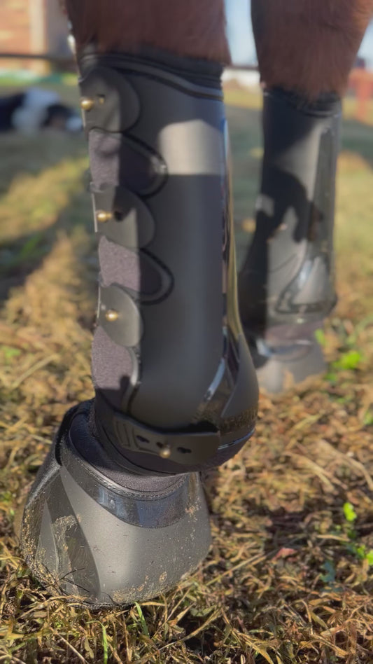 The Crossfire Hard Shell Bell Boot