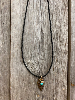 17082 Tiny Seed Beads w/Brz Arrowhead & Stone Drop