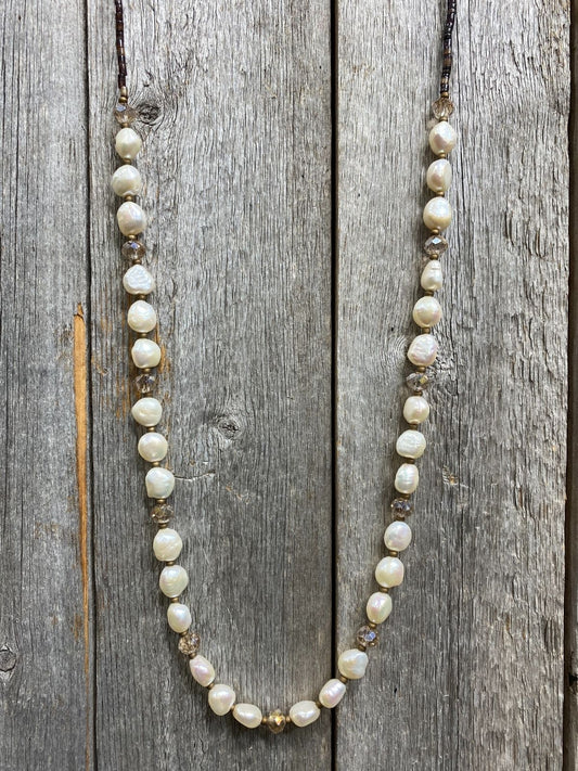 17378 Freshwater Pearls with Austrian Crystal and Shell Back